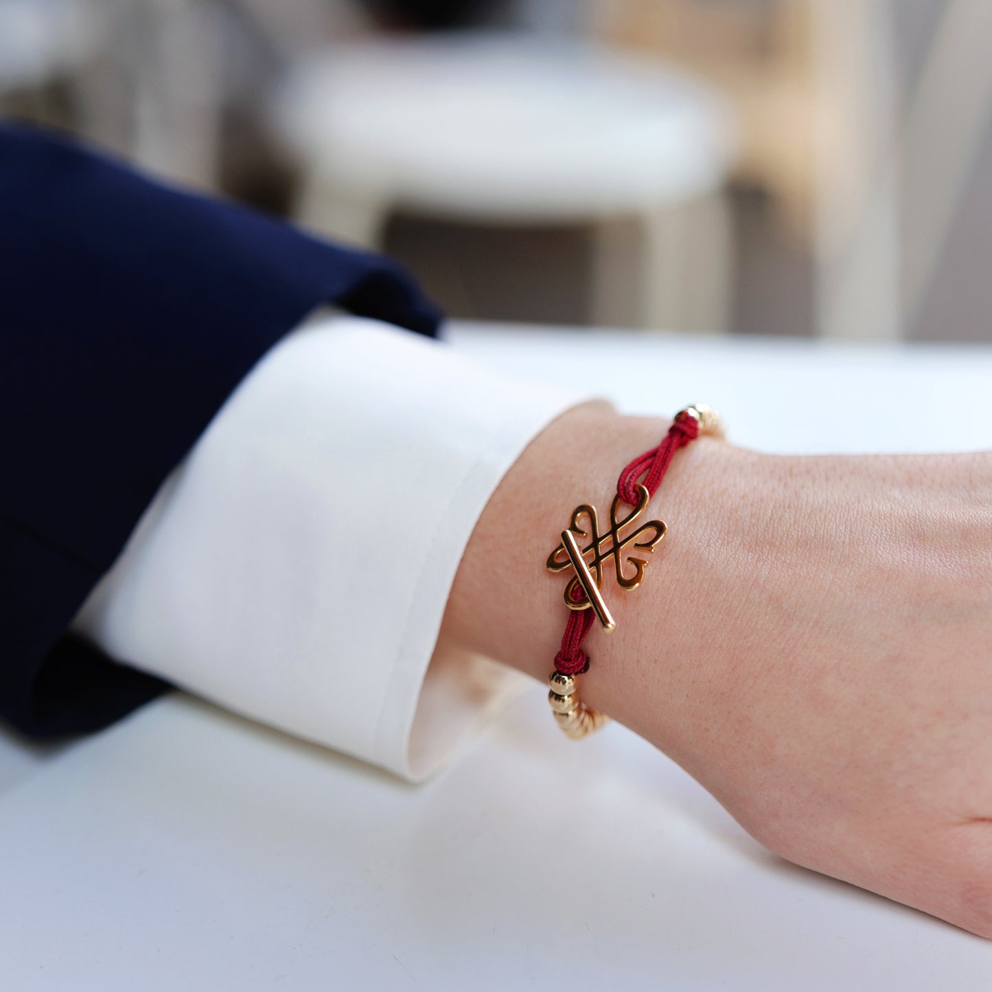 Philia Paris - Bracelet Attachement Plaqué Or1