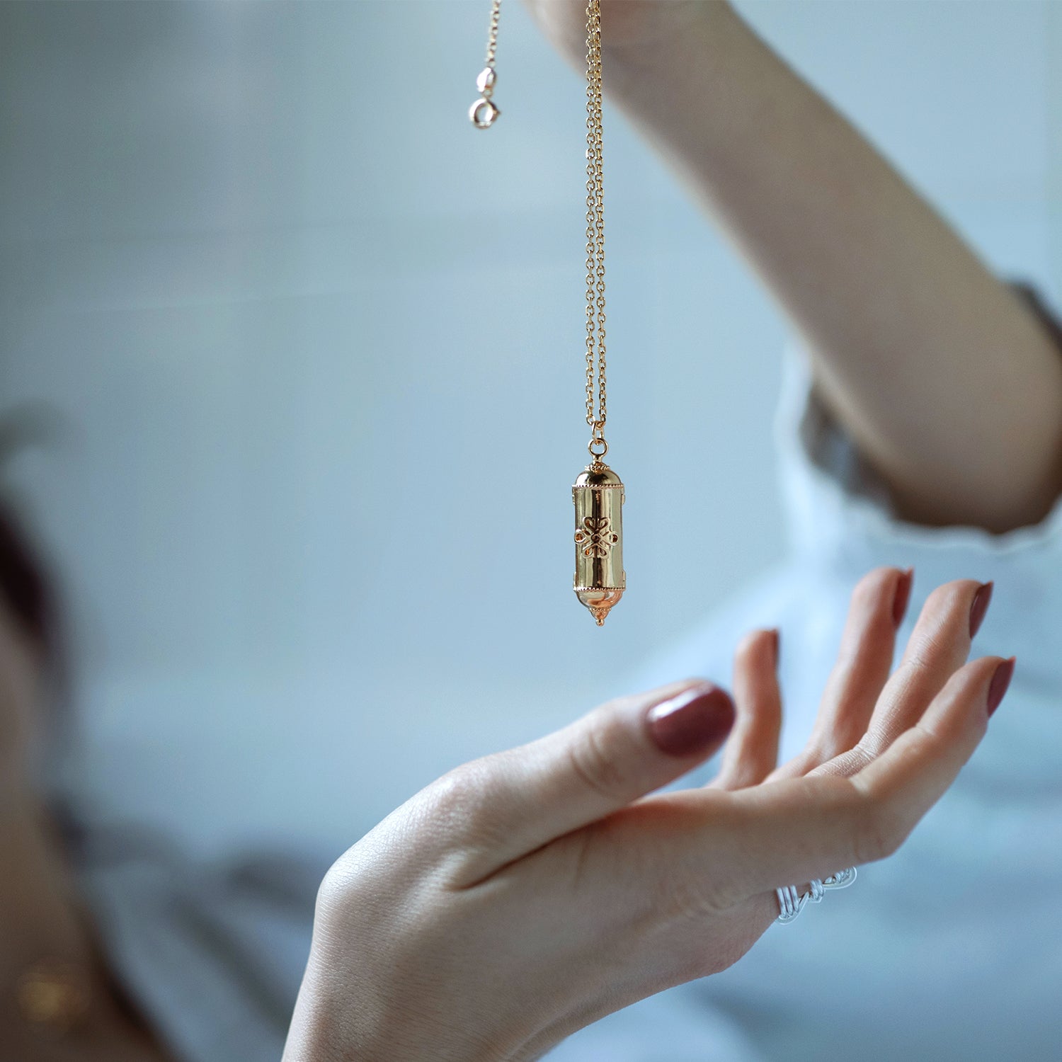 Philia paris - Collier Relique Plaqué Or2