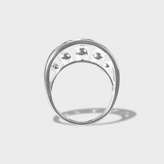 Bague avec cinq boules en argent 
