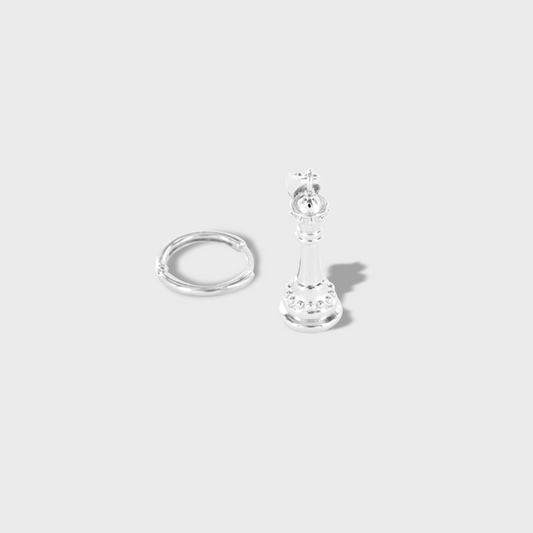 Queen earring