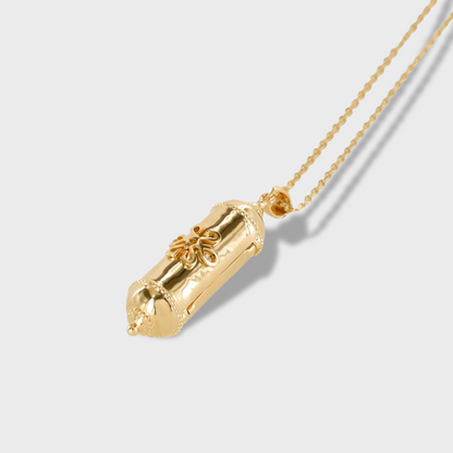 Relique Necklace